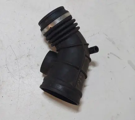 BMW 7 E38 Air intake hose/pipe 13541435625