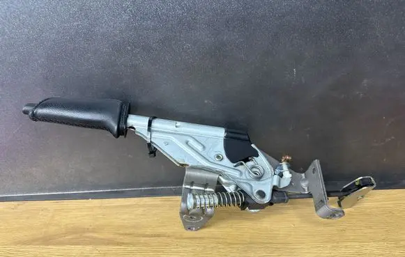 BMW 3 E90 E91 Handbrake/parking brake lever assembly 67649240
