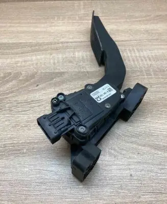 Opel Signum Accelerator throttle pedal 9186724 6PV008322