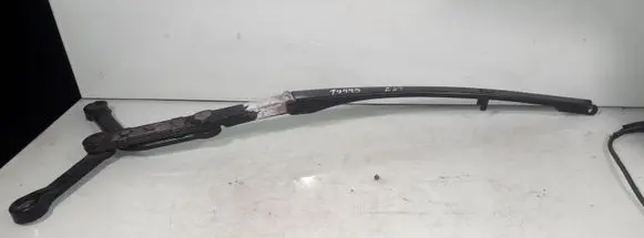 BMW 5 E39 Front wiper blade arm 61618209