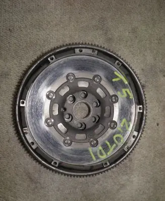 Volkswagen Transporter - Caravelle T5 Dual mass flywheel 