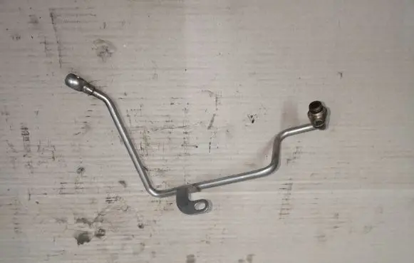 Audi A3 S3 8P Turbo turbocharger oiling pipe/hose 03F145140D
