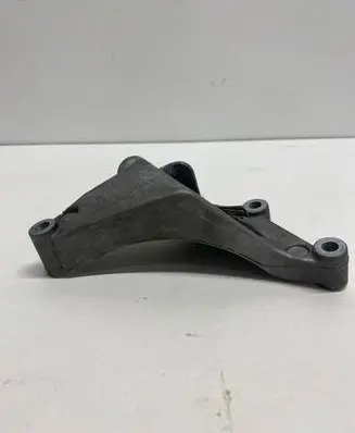 Jaguar F-Pace Engine mounting bracket DW938A610BA 1370410 306PS