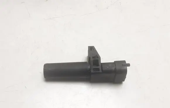 Mercedes-Benz C AMG W205 Camshaft position sensor A2769051200