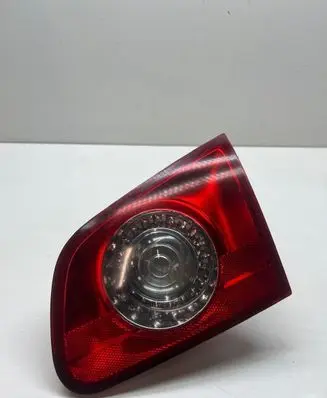 Volkswagen PASSAT B6 Tailgate rear/tail lights 3C9945094