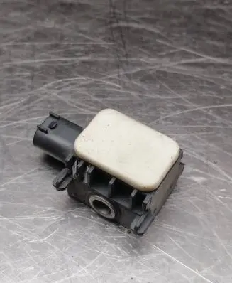 Mercedes-Benz ML W164 Airbag deployment crash/impact sensor 0038202926