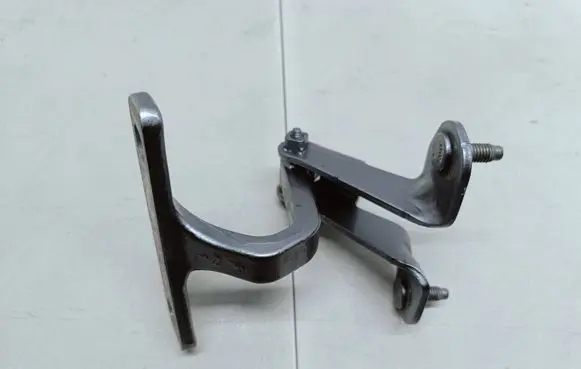 Tesla Model Y Tailgate/trunk/boot hinge 1705135-00-D TN20-12-25 ES03H
