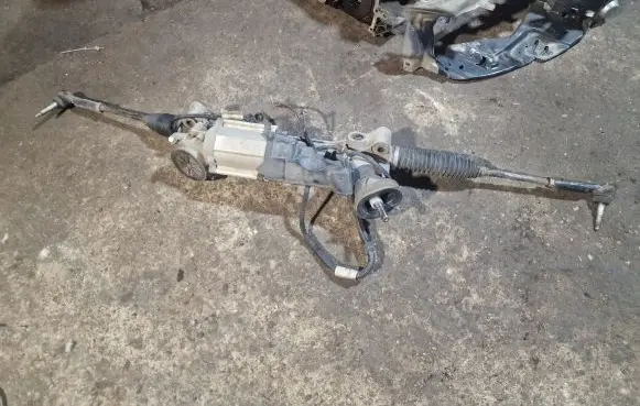 Opel Zafira C Steering rack 13368200