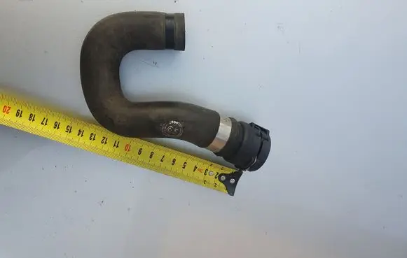 BMW 5 E39 Engine coolant pipe/hose