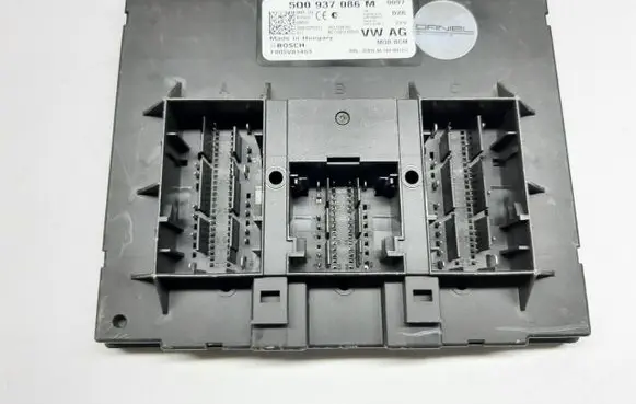 Volkswagen Golf Sportsvan Comfort/convenience module 5Q0937086M