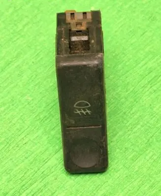 Fog light switch