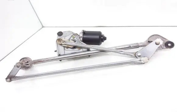 Chrysler PT Cruiser Front wiper linkage and motor 05288695AA AX1590105611