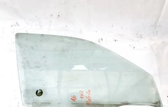 Nissan Almera Front door window glass four-door