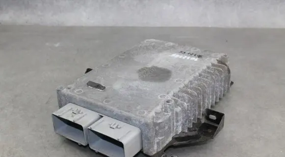 Chrysler Sebring (JS) Engine control unit/module P04606573AA 04606573AA