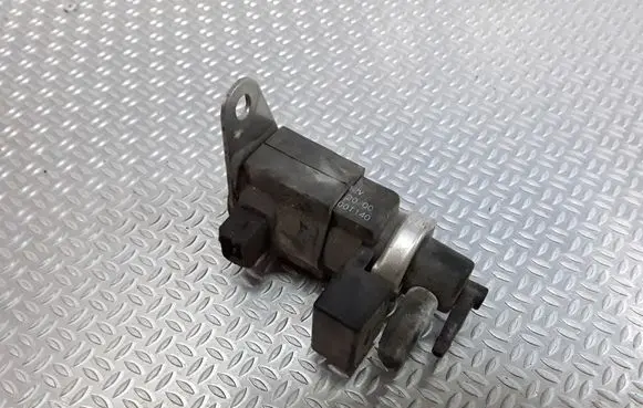 Audi A8 S8 D3 4E Turbo solenoid valve 057906630