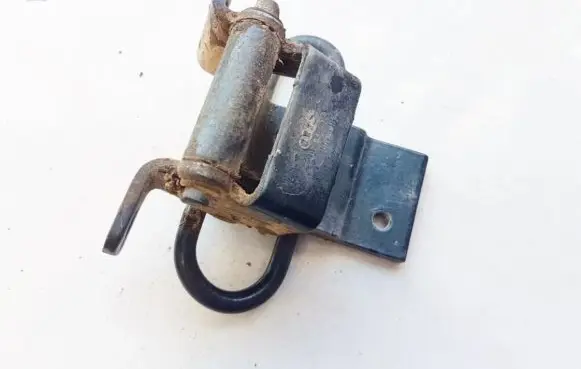 Audi A4 S4 B5 8D Rear door lower hinge 4a0833411a