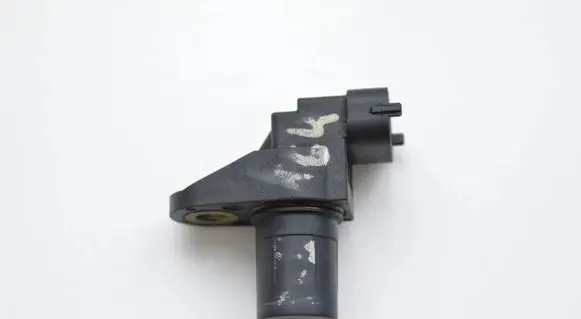 BMW 3 F30 F35 F31 Crankshaft position sensor 099T080427 A0051531328