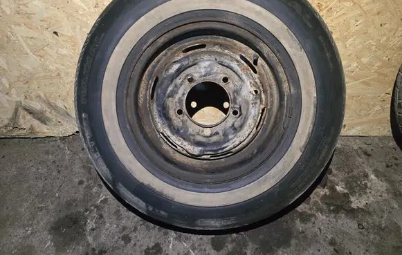 Bentley T2 R15 spare wheel 