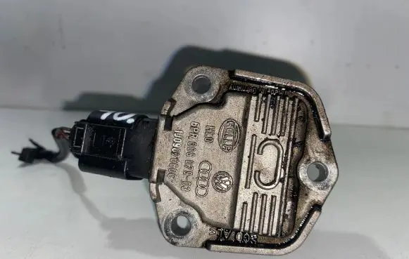Audi A6 S6 C5 4B Oil level sensor 1J0907660C