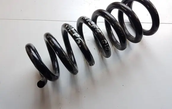 Mitsubishi Pajero Front coil spring MR510428