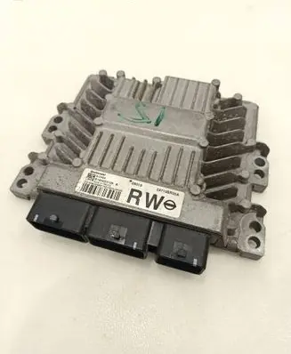 Nissan Qashqai Engine control unit/module 23710BR30A S180033108A