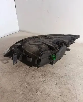 Ford Mondeo Mk III Headlight/headlamp 1305235545