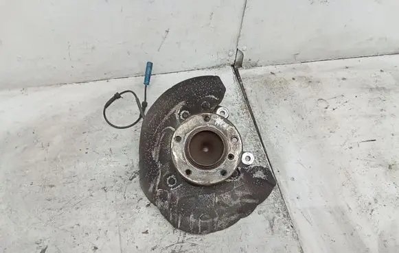 BMW X1 E84 Front wheel hub spindle knuckle