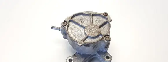 Peugeot 407 Vacuum pump