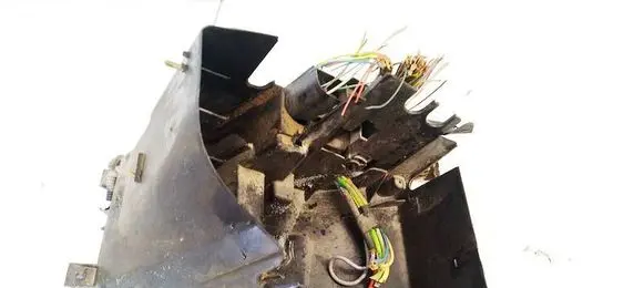 Peugeot 307 Fuse box cover 9653310880