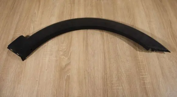 Chevrolet Captiva Front arch trim 