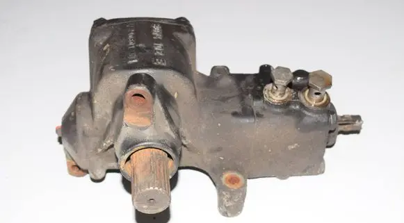 BMW 5 E39 Steering rack 8075105