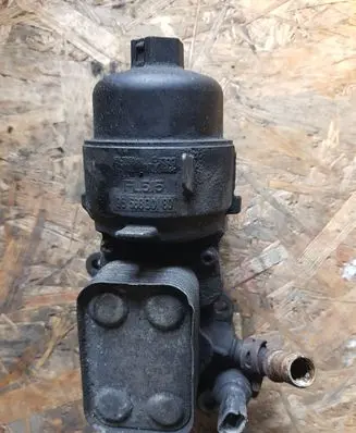 Volvo V50 Oil filter mounting bracket 9656830180