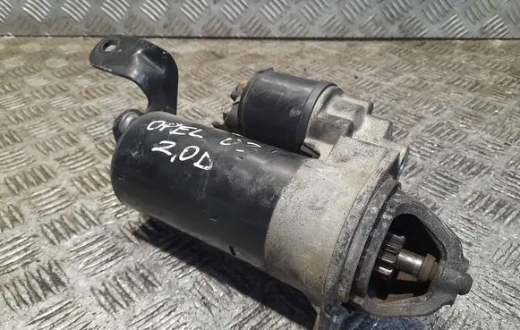 Opel Zafira A Starter motor 0001109055