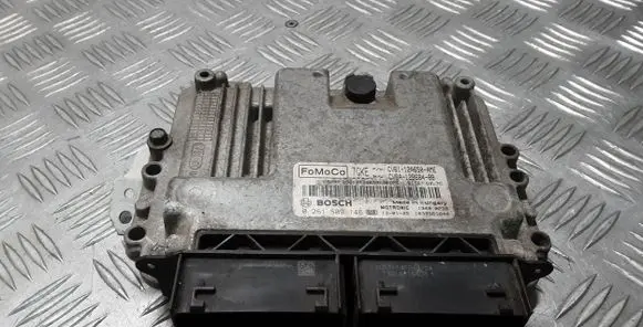Ford Focus Engine control unit/module CV6112A650AME CV6A12B684BB 0261S09146
