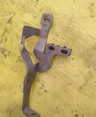 Peugeot 3008 II Other engine bay part 9831268880