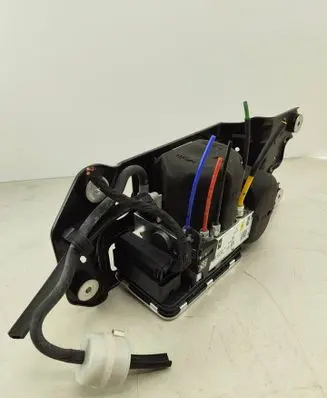 BMW X7 G07 Air suspension compressor/pump 5A57843 15150002844 218151500