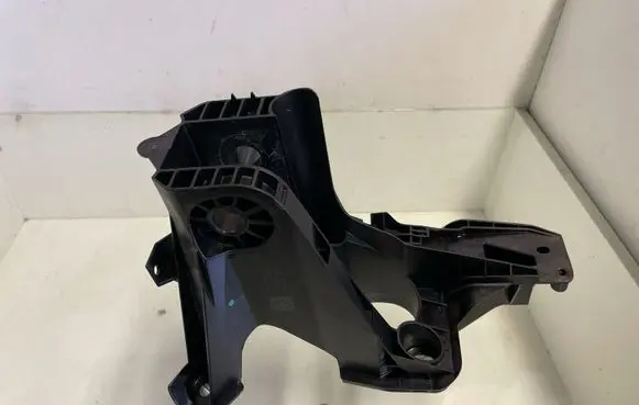 Seat Ateca Clutch pedal mounting bracket assembly 5Q1721058DA