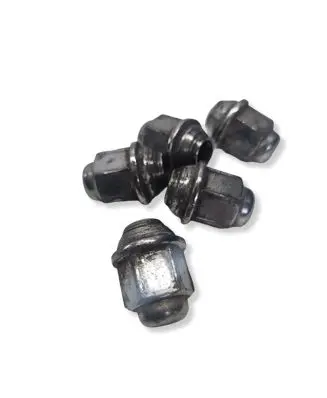 Hyundai i30 Nuts/bolts 1234