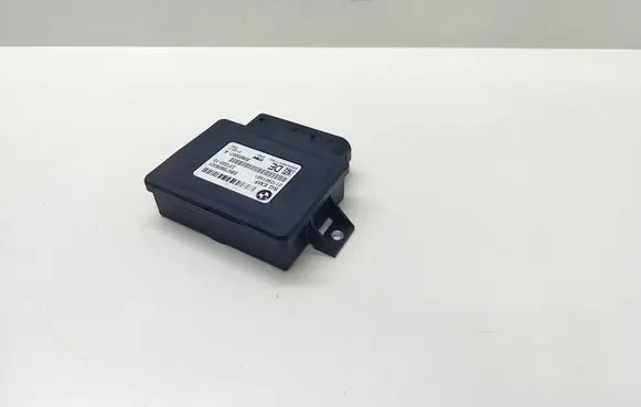 BMW 5 F10 F11 Hand brake control module 6799083 679908301 23122010