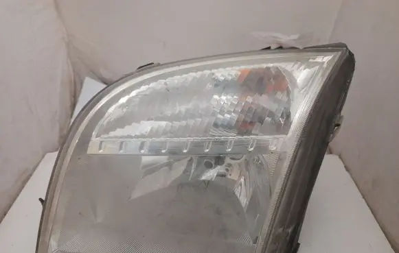 Ford Fusion Headlight/headlamp 15566500 24689700