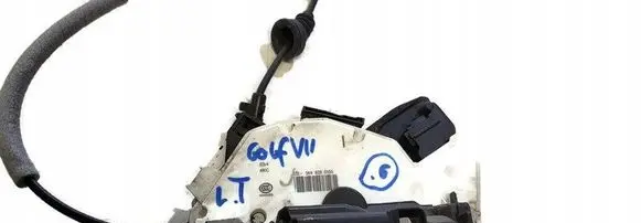 Volkswagen Golf VII Rear door lock 5K4839015Q