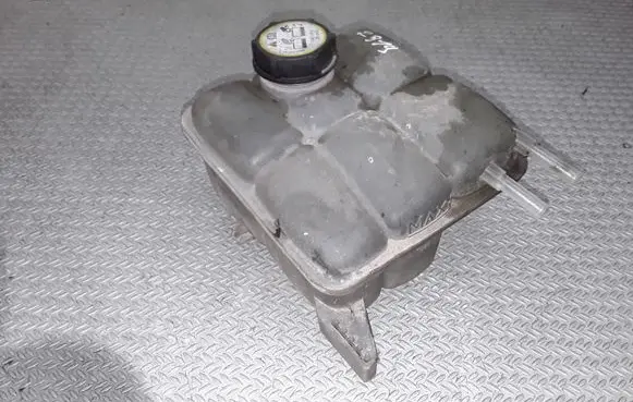 Mazda 3 I Coolant expansion tank/reservoir