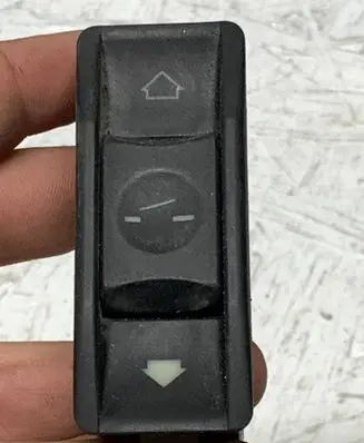 BMW 5 E34 Sunroof switch 1378862