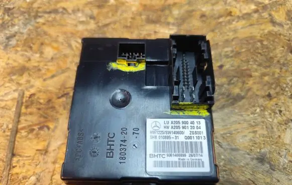 Mercedes-Benz C W205 Air conditioning/heating control unit A2059004013 5HB01089531 A2059012004