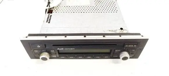 Audi A4 S4 B7 8E 8H Radio/CD/DVD/GPS head unit 8E0035186AA