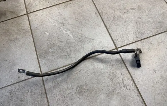 Volkswagen Amarok Negative earth cable (battery) 2H6915181