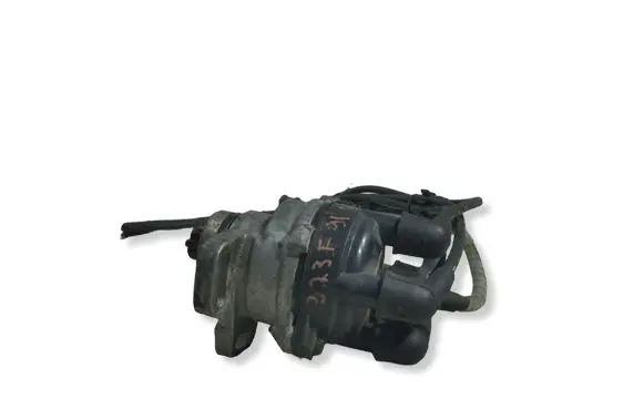 Mazda 323 F Spark distributor T2T53171