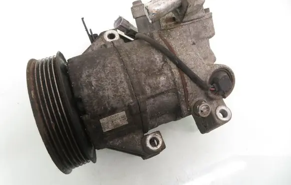 Toyota Yaris Air conditioning (A/C) compressor (pump) 5SE09C 4472209463