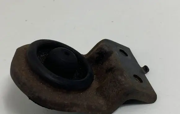 KIA Ceed Radiator mount bracket