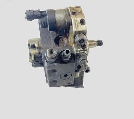 KIA Sorento Fuel injection high pressure pump 331004A00 0445010052